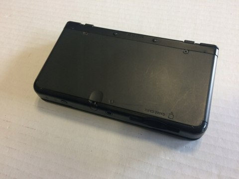 KONSOLA NEW NINTENDO 3DS CZARNA + RYSIK + USB + ETUI MARIO