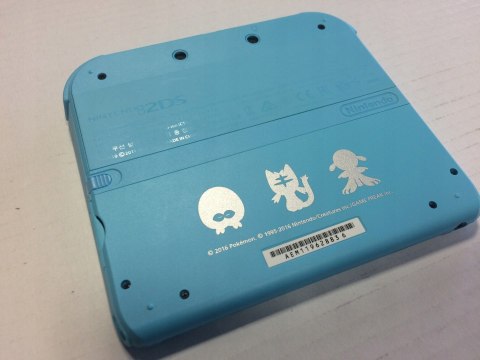 KONSOLA NINTENDO 2DS EDYCJA LIMITOWANA POKEMON + GRA POKEMON SUN