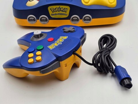 KONSOLA NINTENDO 64 POKEMON PIKACHU EDITION N64 + EXPANSION MEMORY PAK