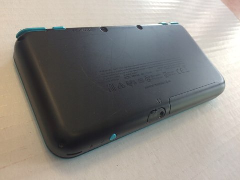 ŁADNA KONSOLA NEW NINTENDO 2DS XL NIEBIESKO-CZARNA + RYSIK + PUDEŁKO