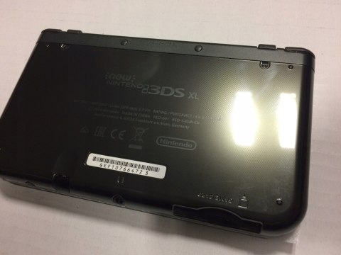 ŁADNA KONSOLA NEW NINTENDO 3DS XL CZARNA + RYSIK + PUDEŁKO