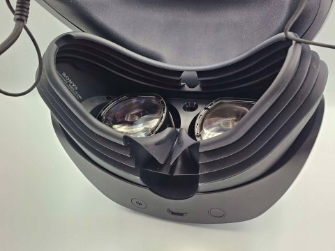 ZADBANE GOGLE SONY PLAYSTATION VR2 PS5 + KONTROLERY + SŁUCHAWKI
