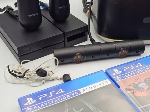 ZESTAW GOGLE PLAYSTATION VR PS4 + KAMERA V2 + 2x MOVE + 3 GRY