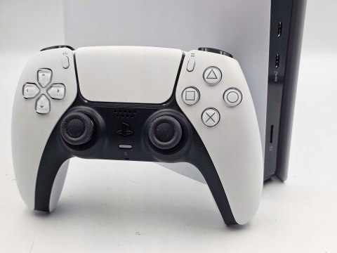 ZADBANA KONSOLA SONY PLAYSTATION 5 PRO 2TB + PAD