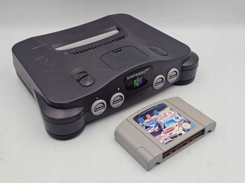 KONSOLA NINTENDO 64 + DWA PADY + JUMPER PAK + RUMBLE PAK + GRA