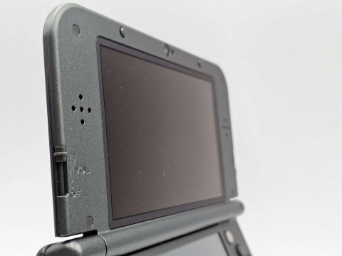 BARDZO ŁADNA KONSOLA NEW NINTENDO 3DS XL CZARNA IPS + RYSIK + PUDEŁKO
