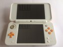 KONSOLA NEW NINTENDO 2DS XL BIAŁO-POMARAŃCZKOWA + RYSIK + ETUI