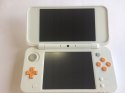 KONSOLA NEW NINTENDO 2DS XL BIAŁO-POMARAŃCZKOWA + RYSIK