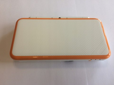 KONSOLA NEW NINTENDO 2DS XL BIAŁO-POMARAŃCZKOWA + RYSIK