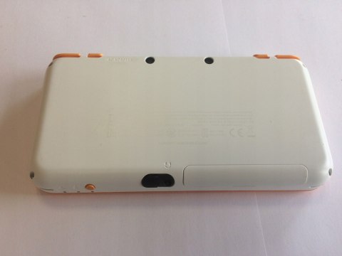 KONSOLA NEW NINTENDO 2DS XL BIAŁO-POMARAŃCZKOWA + RYSIK