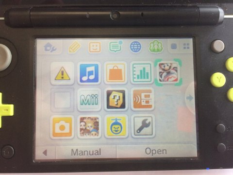 KONSOLA NEW NINTENDO 2DS XL CZARNO-ZIELONA + MARIO KART 7 + ETUI