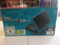 KONSOLA NEW NINTENDO 2DS XL NIEBIESKO-CZARNA + ŁADOWARKA + RYSIK