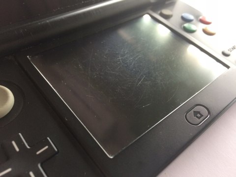 KONSOLA NEW NINTENDO 3DS CZARNA + KARTA PAMIĘCI + USB
