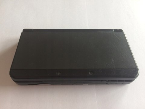 KONSOLA NEW NINTENDO 3DS CZARNA + KARTA PAMIĘCI + USB