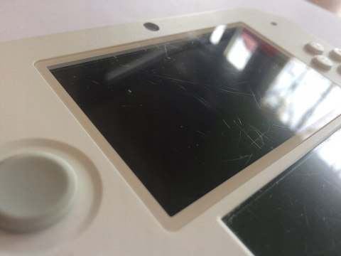 KONSOLA NINTENDO 2DS + GRA TOMODACHI LIFE + RYSIK + USB + KARA PAMIĘCI