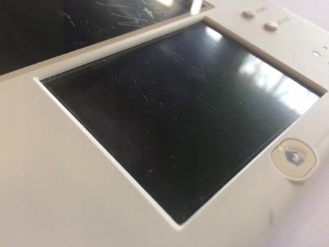 KONSOLA NINTENDO 2DS + GRA TOMODACHI LIFE + RYSIK + USB + KARA PAMIĘCI
