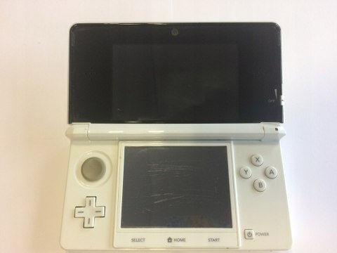 KONSOLA NINTENDO 3DS BIAŁA + ŁADOWARKA + PUDEŁKO