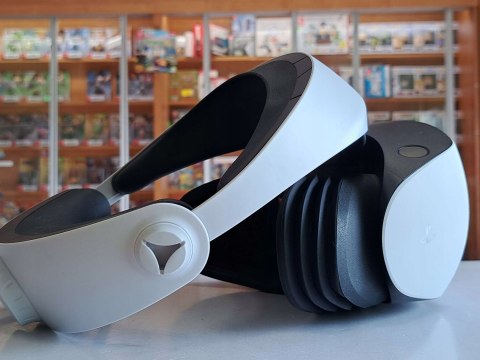 ZADBANE GOGLE SONY PLAYSTATION VR2 PS5 + KONTROLERY + SŁUCHAWKI ZADBANE GOGLE SONY PLAYSTATION VR2 PS5 + KONTROLERY + SŁUCHAWKI