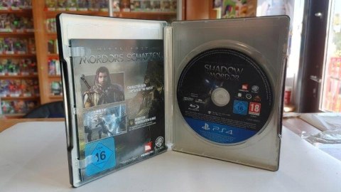 CIEŃ MORDORU STEELBOOK EDITION [PS4] PL