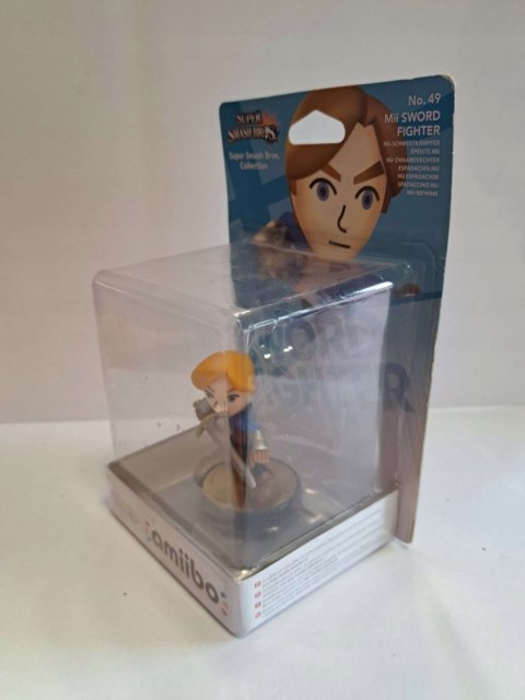 FIGURKA AMIIBO MII SWORD FIGHTER SWORDMAN No.49 [NINTENDO]