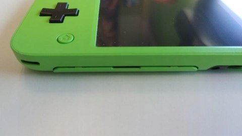KONSOLA NEW NINTENDO 2DS XL CREEPER EDITION + GRA MINECRAFT + PUDEŁKO + ŁAD KONSOLA NEW NINTENDO 2DS XL CREEPER EDITION + GRA MINECRAFT + PUDEŁKO + ŁAD