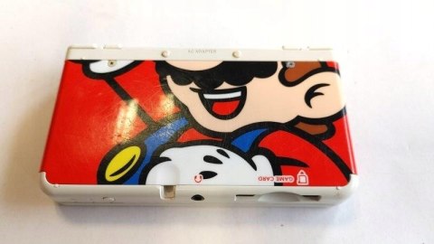KONSOLA NEW NINTENDO 3DS + KARTA PAMIĘCI + COVER PLATE MARIO KONSOLA NEW NINTENDO 3DS + KARTA PAMIĘCI + COVER PLATE MARIO