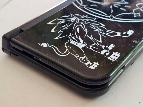 KONSOLA NEW NINTENDO 3DS XL SOLGALEO & LUNALA + RYSIK + KARTA PAMIĘCI KONSOLA NEW NINTENDO 3DS XL SOLGALEO & LUNALA + RYSIK + KARTA PAMIĘCI
