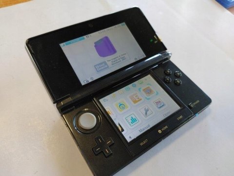 KONSOLA NINTENDO 3DS ZELDA LIMITED EDITION + GRA KONSOLA NINTENDO 3DS ZELDA LIMITED EDITION + GRA