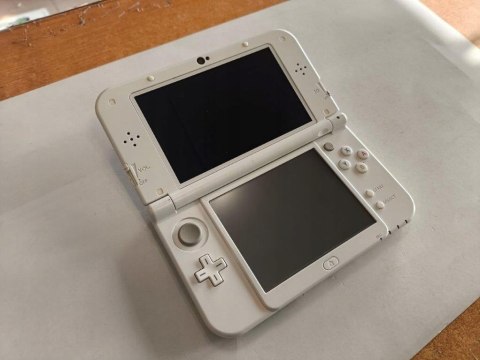 KONSOLA NEW NINTENDO 3DS XL EDYCJA LIMITOWANA ANIMAL CROSSING IPS + GRA KONSOLA NEW NINTENDO 3DS XL EDYCJA LIMITOWANA ANIMAL CROSSING IPS + GRA