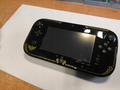 KONSOLA NINTENDO WII U 32GB THE LEGEND OF ZELDA LIMITED EDITION KONSOLA NINTENDO WII U 32GB THE LEGEND OF ZELDA LIMITED EDITION