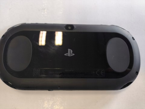 KONSOLA SONY PS VITA SLIM MODEL 2004 + ŁADOWARKA + PUDEŁKO + ETUI KONSOLA SONY PS VITA SLIM MODEL 2004 + ŁADOWARKA + PUDEŁKO + ETUI