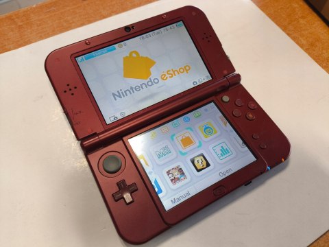 NEW NINTENDO 3DS XL MONSTER HUNTER LIMITED + GRA + PUDEŁKO NEW NINTENDO 3DS XL MONSTER HUNTER LIMITED + GRA + PUDEŁKO