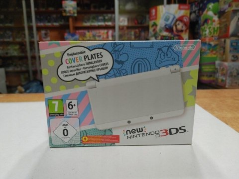 KONSOLA NEW NINTENDO 3DS + KARTA PAMIĘCI + PUDEŁKO + USB KONSOLA NEW NINTENDO 3DS + KARTA PAMIĘCI + PUDEŁKO + USB