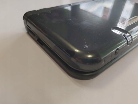 KONSOLA NEW NINTENDO 3DS XL CZARNA - GÓRNY EKRAN IPS + ŁADOWARKA + PUDEŁKO KONSOLA NEW NINTENDO 3DS XL CZARNA - GÓRNY EKRAN IPS + ŁADOWARKA + PUDEŁKO
