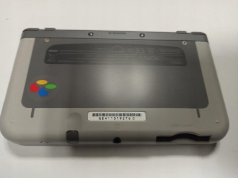 KONSOLA NEW NINTENDO 3DS XL SNES EDITION + ŁADOWARKA KONSOLA NEW NINTENDO 3DS XL SNES EDITION + ŁADOWARKA