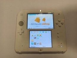 KONSOLA NINTENDO 2DS + KARTA PAMIĘCI + ŁADOWARKA
