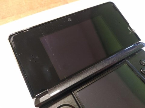 KONSOLA NINTENDO 3DS CZARNA + ŁADOWARKA + RYSIK + KARTA PAMIĘCI + ŁAD KONSOLA NINTENDO 3DS CZARNA + ŁADOWARKA + RYSIK + KARTA PAMIĘCI + ŁAD