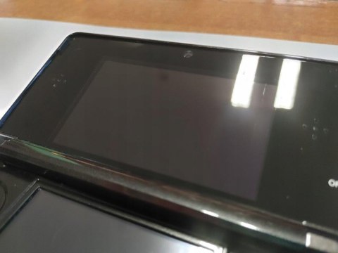 KONSOLA NINTENDO 3DS CZARNA + ŁADOWARKA + RYSIK + KARTA PAMIĘCI + ŁAD KONSOLA NINTENDO 3DS CZARNA + ŁADOWARKA + RYSIK + KARTA PAMIĘCI + ŁAD