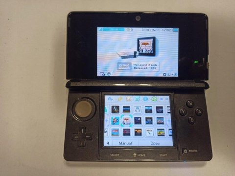 KONSOLA NINTENDO 3DS CZARNA + PUDEŁKO + DOCK + ŁAD + INSTRUKCJE + 22 GRY !! KONSOLA NINTENDO 3DS CZARNA + PUDEŁKO + DOCK + ŁAD + INSTRUKCJE + 22 GRY !!