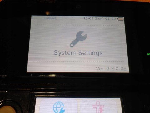 KONSOLA NINTENDO 3DS CZARNA + RYSIK + ŁAD + DOCK + PUD SOFT 2.2.0 KONSOLA NINTENDO 3DS CZARNA + RYSIK + ŁAD + DOCK + PUD SOFT 2.2.0