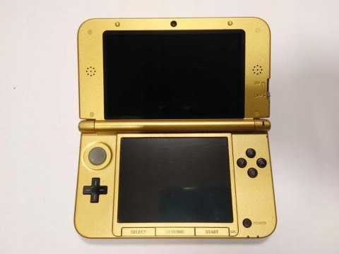 KONSOLA NINTENDO 3DS XL A LINK BETWEEN WORLDS LIMITED EDITION KONSOLA NINTENDO 3DS XL A LINK BETWEEN WORLDS LIMITED EDITION