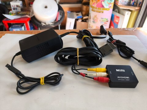 KONSOLA NINTENDO GAMECUBE + PAD + PRZEJŚCIÓWKA NA HDMI + KABEL AV +ZASILACZ KONSOLA NINTENDO GAMECUBE + PAD + PRZEJŚCIÓWKA NA HDMI + KABEL AV +ZASILACZ