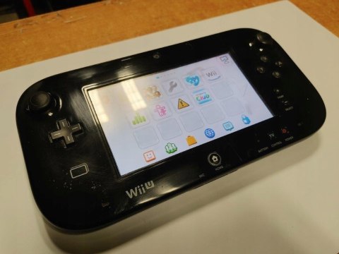 KONSOLA NINTENDO WII U 32GB + GAMEPAD + OKABLOWANIE - SYSTEM MEMORY ERROR KONSOLA NINTENDO WII U 32GB + GAMEPAD + OKABLOWANIE - SYSTEM MEMORY ERROR