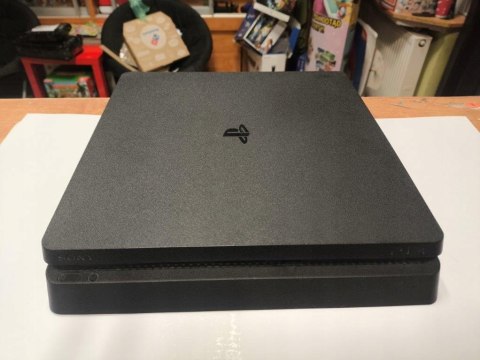 KONSOLA PLAYSTATION 4 SLIM 2TB !! 2016A + PAD + PUDEŁKO KONSOLA PLAYSTATION 4 SLIM 2TB !! 2016A + PAD + PUDEŁKO