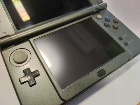 NEW NINTENDO 3DS XL ZELDA HYRULE EDITION + RYSIK + ŁADOWARKA NEW NINTENDO 3DS XL ZELDA HYRULE EDITION + RYSIK + ŁADOWARKA